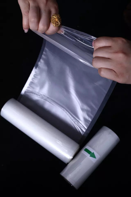 PE PA Vaccum Seal Roll Πλαστικές ανάγλυφες σακούλες στεγανοποίησης κενού Ρολά για φούρνο μικροκυμάτων